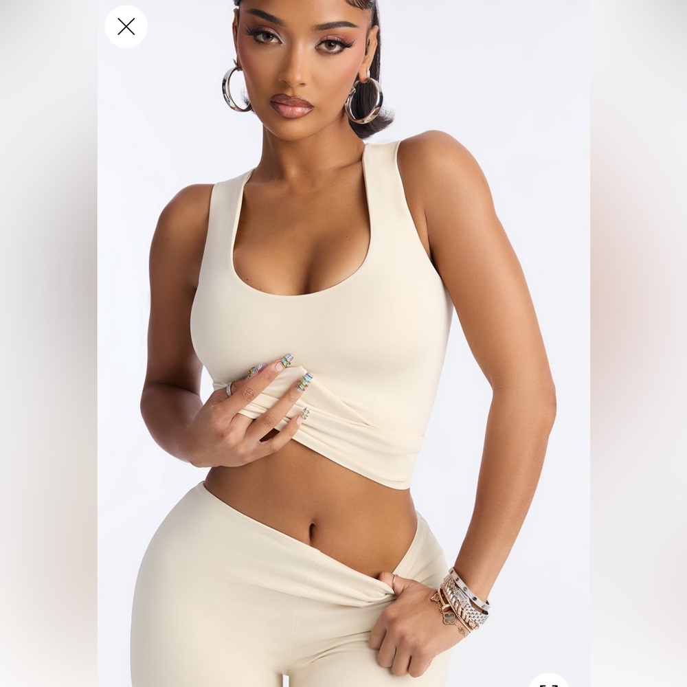 Fashion Nova Bone Seamless Smooth Double Lined U Neck Tank Top & Capri Pants Set